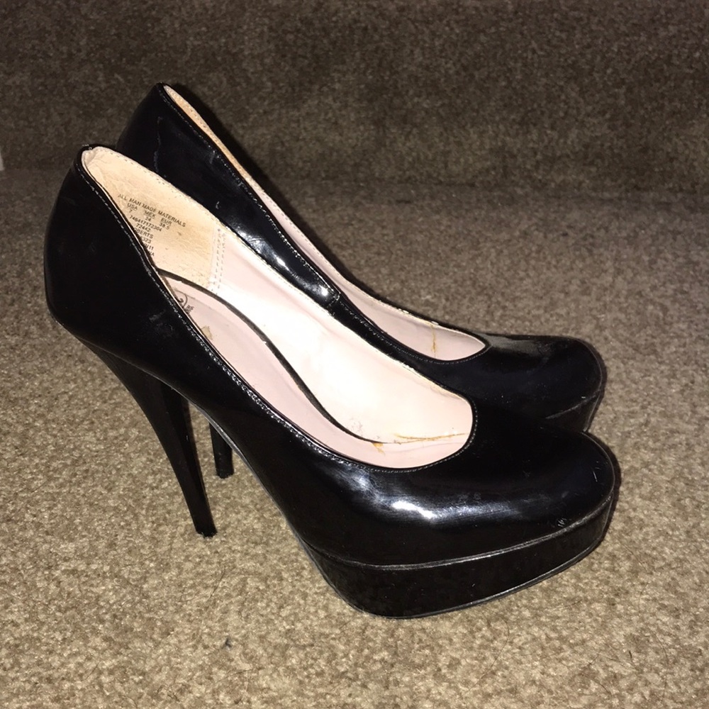 Black heels